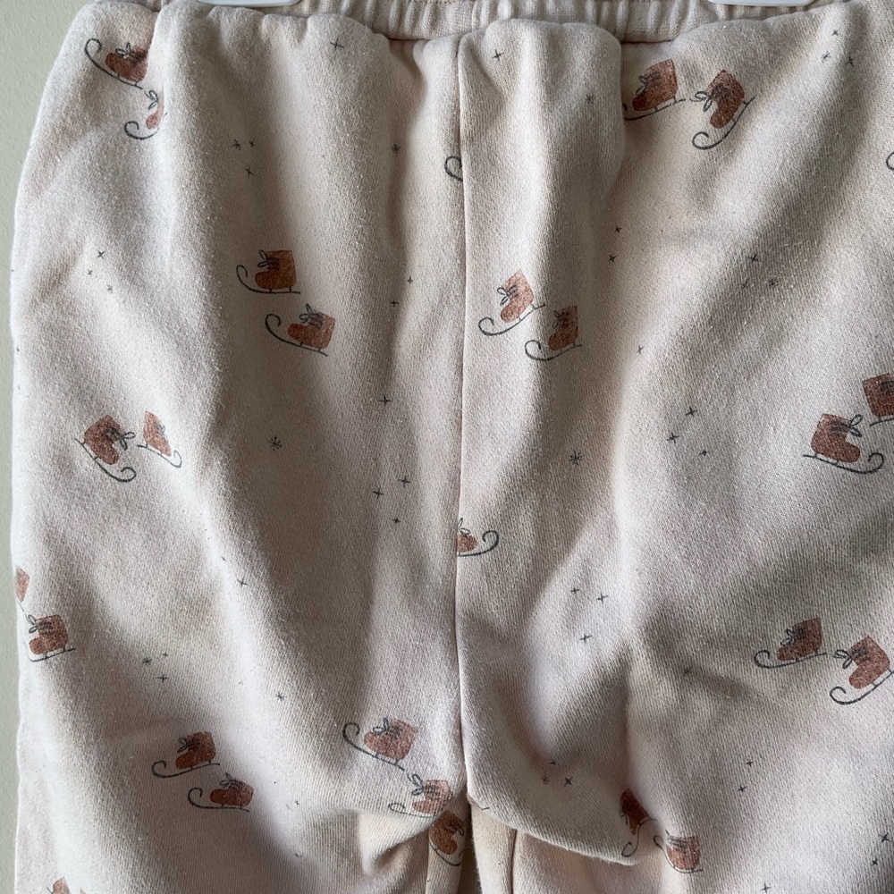 Rylee + Cru Cream Joggers - Picture 7 of 8